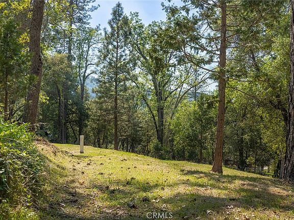 2nd image of 1 Oak Ln Lot 29