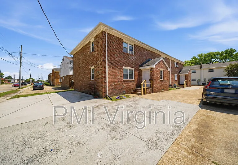 417 E Little Creek Rd #4 — Photo 1