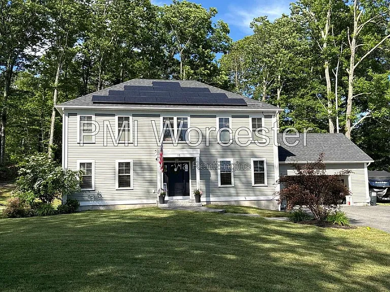 18 Lake Ave — Photo 1