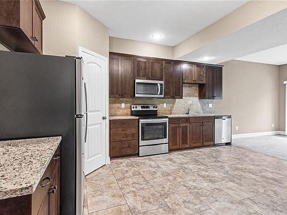 3rd image of 3856 NW 94th St