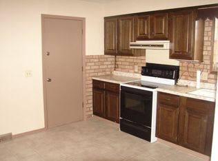 1628 Countryside Dr, Liberal, KS 67901