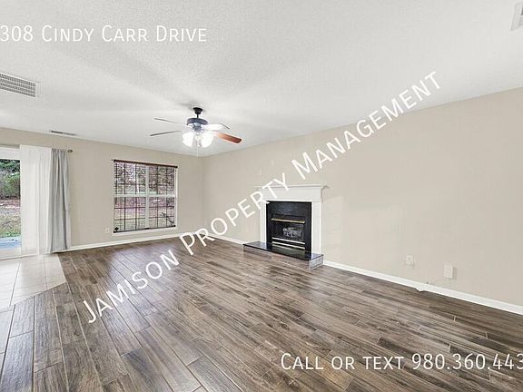 2nd image of 1308 Cindy Carr Dr