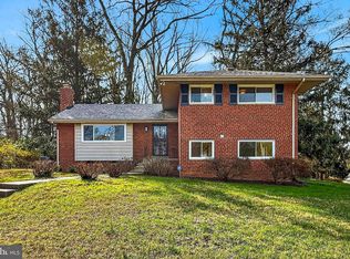 6451 Queen Anne Ter, Falls Church, VA