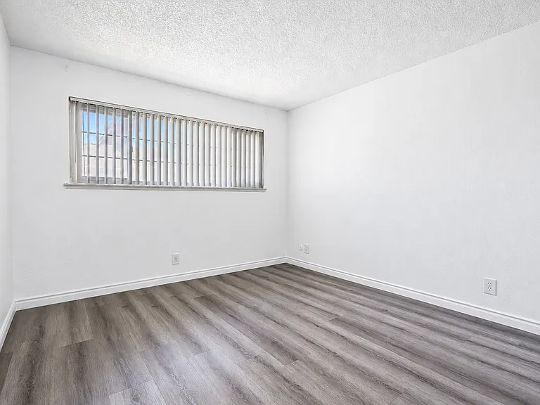 441 W Santa Ana Ave #1 — Photo 11