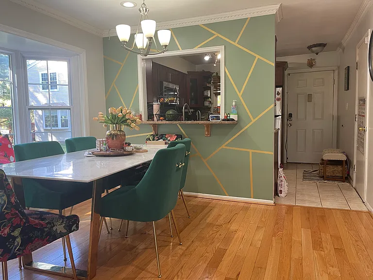 16 Iris Ct — Photo 4