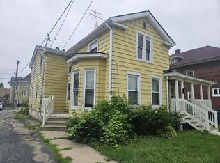 1029 Pearl St, Racine, WI 53403