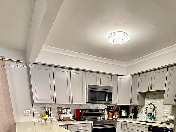 3rd image of 3316 Quail Close #21