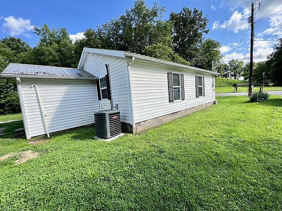 4th image of 240 Mount Salem Rd