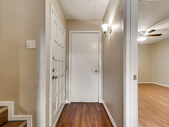 5th image of 401 Arborview Dr