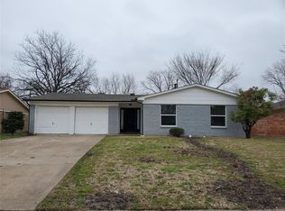 2820 Fairbrook St, Irving, TX 75062