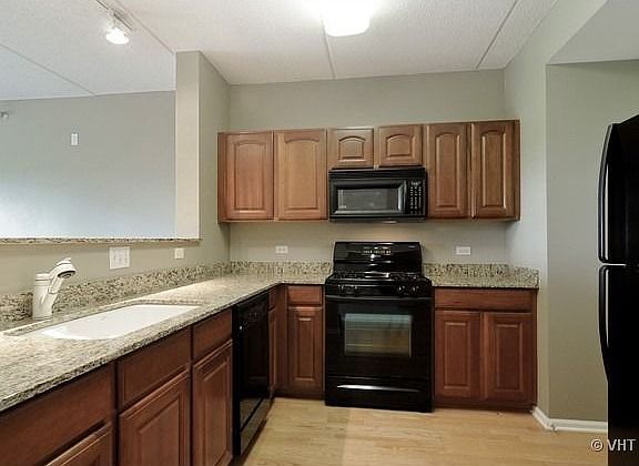4th image of 440 W Mahogany Ct #504