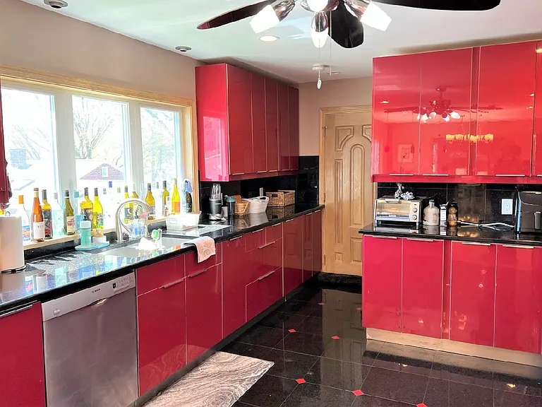 52 Channing Rd — Photo 22