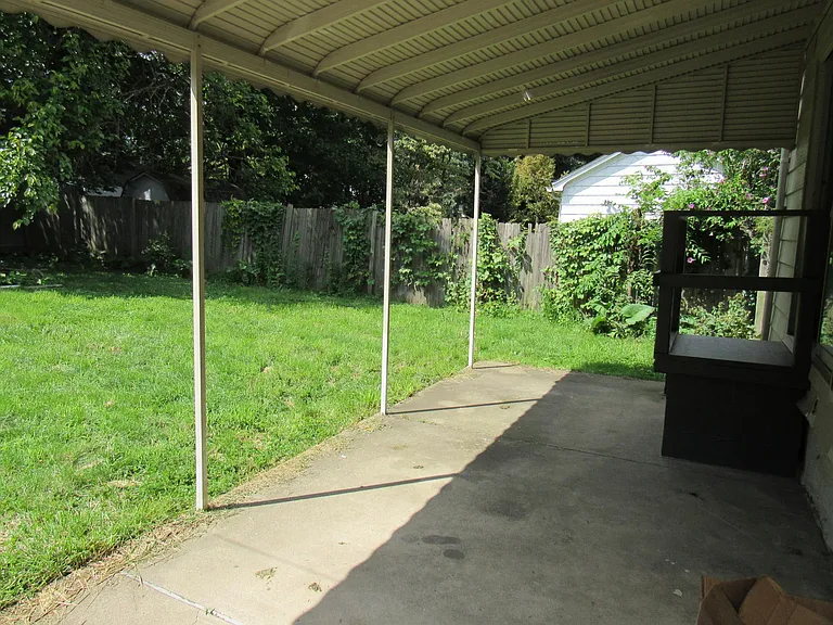 434 Sumatra Ave — Photo 18
