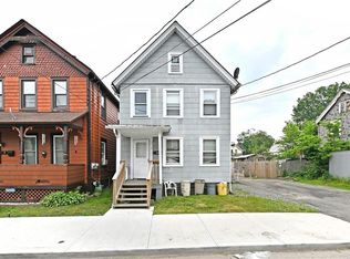 7 Barcelow St, Pt Jervis, NY 12771