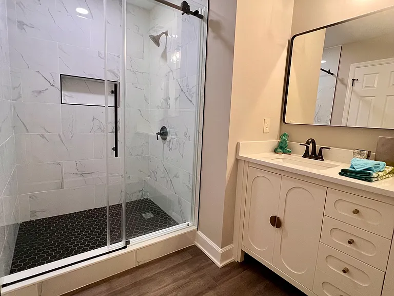 3405 Old Anderson Rd #102B — Photo 5