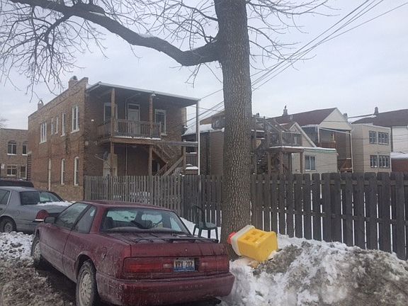 2nd image of 3429 S Lituanica Ave