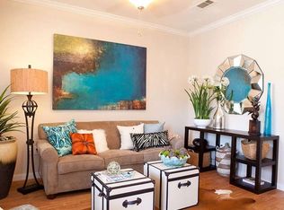 510 8th Mnr APT 201, Vero Beach, FL 32960