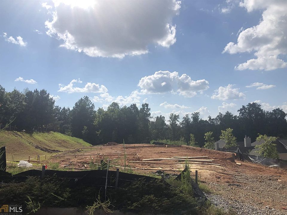 1st image of 152 Parks Pl #36