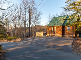 3067 Engle Town Rd, Sevierville, TN 37862