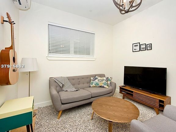 3rd image of 924 Dekalb Ave APT 3R