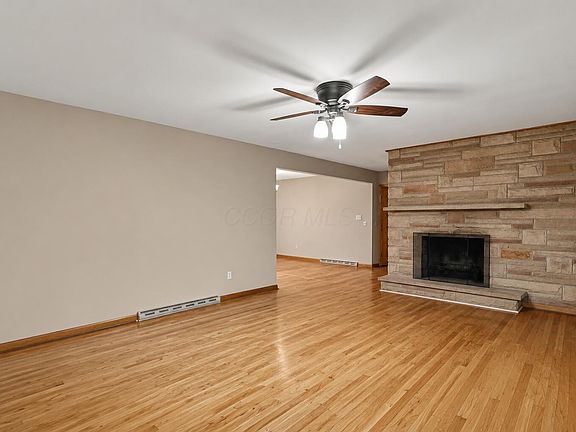 5th image of 1792 Tiffin Rd