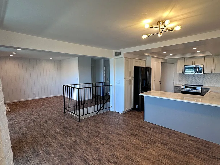 2503 E 21st St #108 — Photo 9
