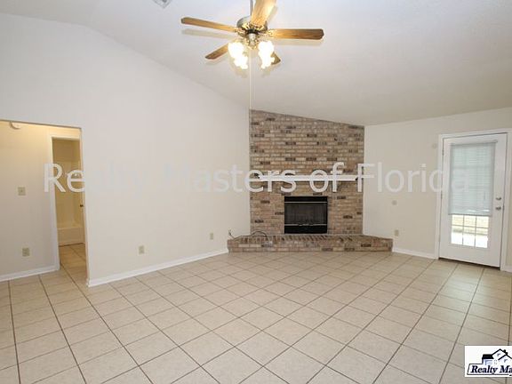 2nd image of 1388 Tara Dawn Ln
