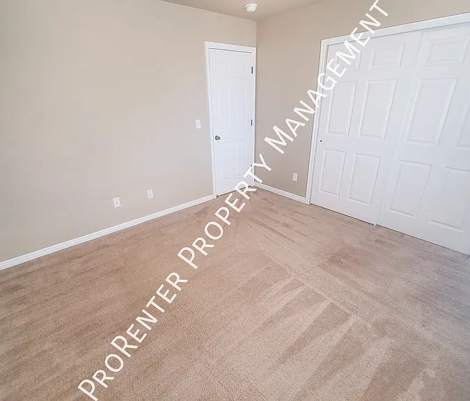 1062 S 1775 W — Photo 17
