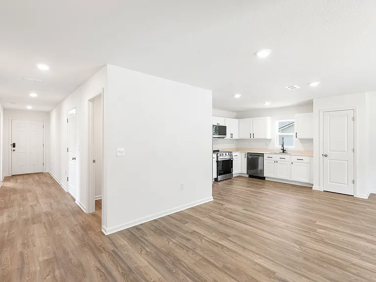 14241 SW 34th Terrace Rd — Photo 5