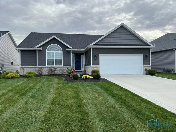 10319 Blue Ridge Dr, Whitehouse, OH 43571
