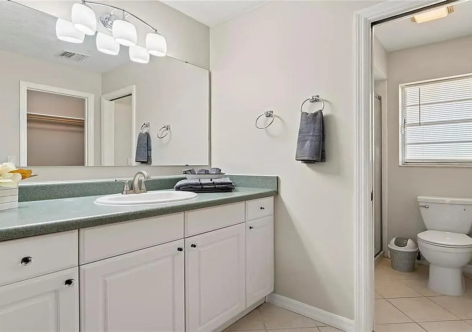 4 bed, 2.0 bath, 1558 sqft, $1,338 — Photo 4
