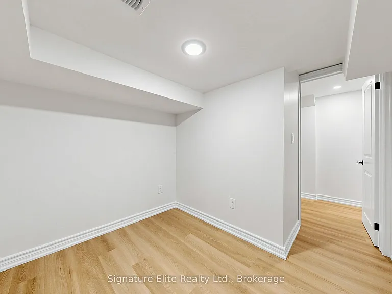 44 Cotton St #B — Photo 14