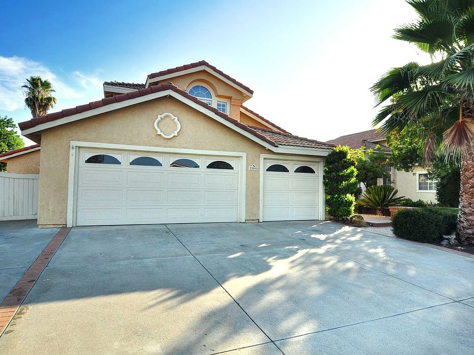 1st image of 23945 Corinth Dr
