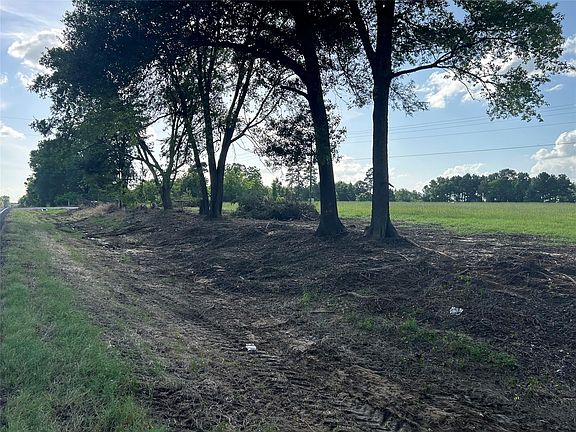 4th image of 3 State Highway 7 W