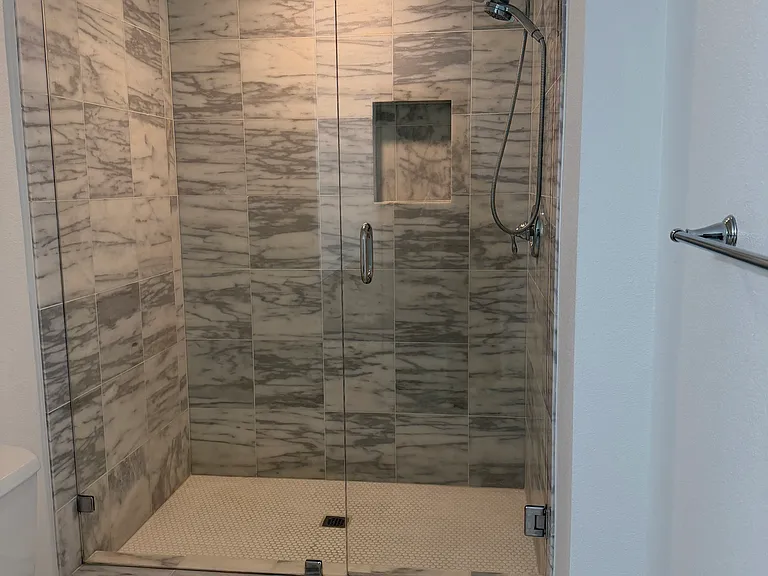 446 Vista Roma — Photo 40