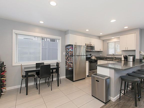 5th image of 3468 Reynard Way