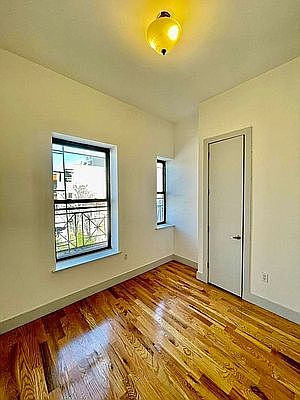 4th image of 101 Quincy St APT 4R