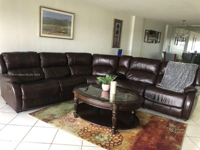 800 NE 195th St APT 618, Miami, FL, 33179