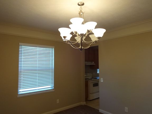 4th image of 274 Rockbrook Crossing Ct