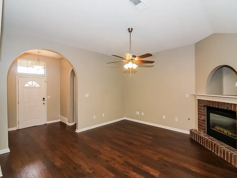 6178 Morgan Manor Dr E — Photo 5