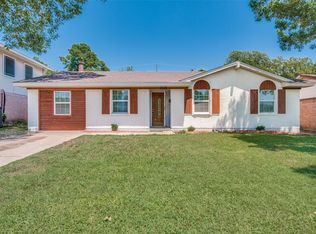 1002 S Delaware St, Irving, TX 75060