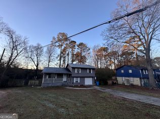 55 Porter Cir, Hampton, GA 30228