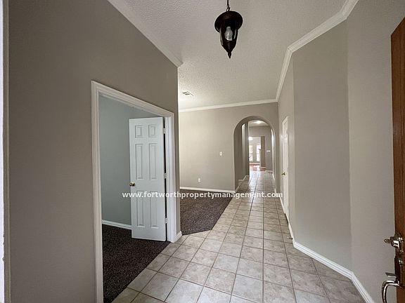 3rd image of 8009 Pretoria Pl