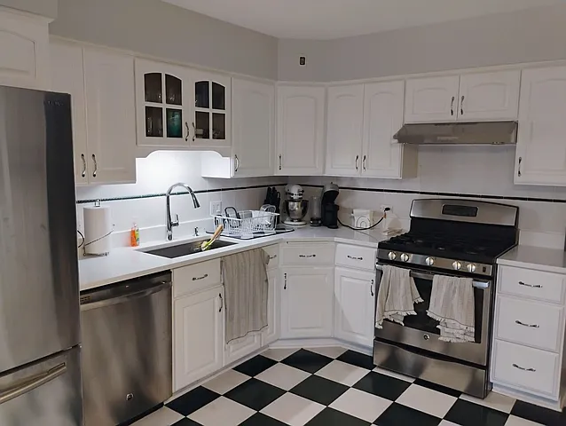 904 S Edward St — Photo 5