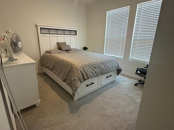 3rd image of 459 Ridge Dr