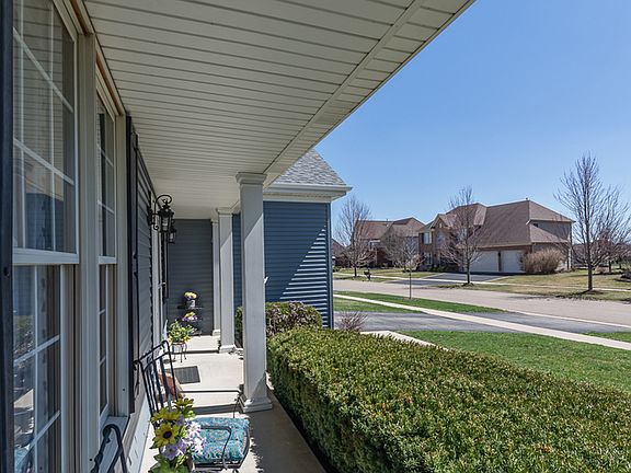 4th image of 39W740 Carney Ln