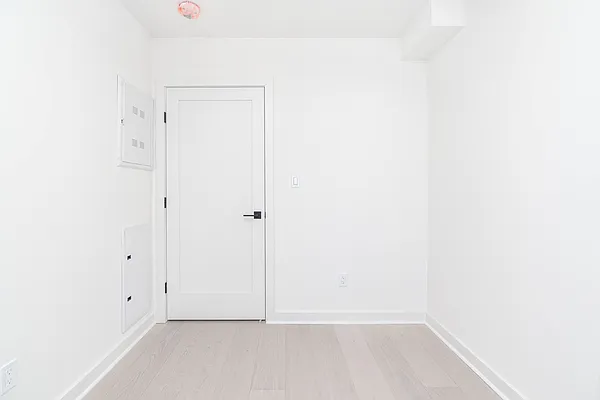 Rented by Modern Spaces | media 27