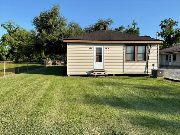 163 Hahn St, Hahnville, LA 70057