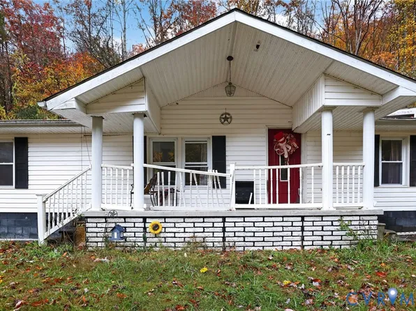 1149 Woodcrest Rd, Hurley, VA 24620