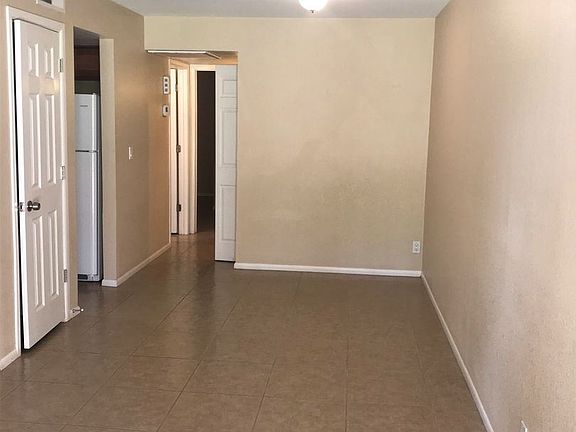3rd image of 20221 N 21st Dr